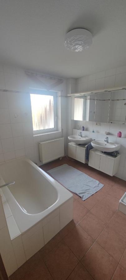 Ferienwohnung Zwischen Rhein Und Schwarzwald Bischweier 外观 照片
